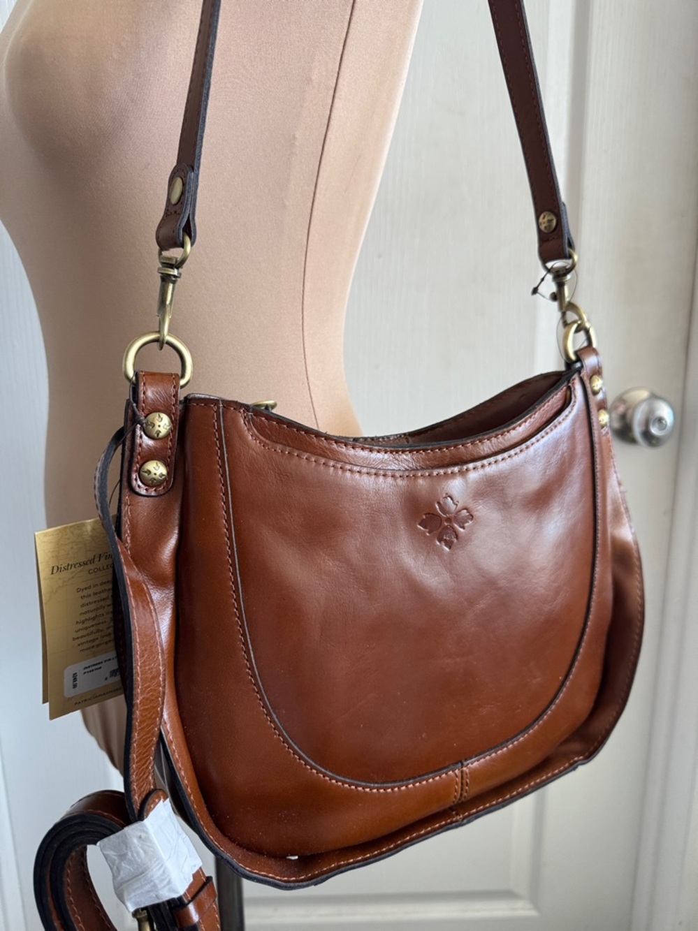 Patricia Nash Caletta Hobo Crossbody Bag Distessed VTG Leather Cognac - Picture 13 of 14